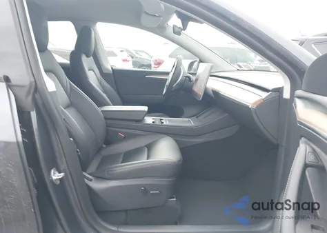 2023 Tesla Model Y Awd/Long Range Dual Motor All-Wheel Drive из США, поврежденный, VIN 7SAYGDEE1PA067194